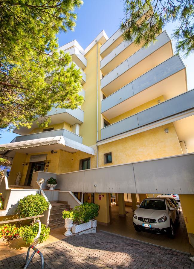 Residence California Lido di Jesolo Buitenkant foto